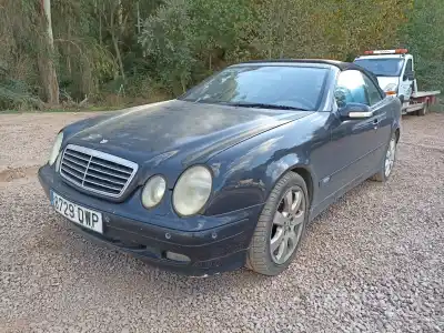 Veicolo di demolizione mercedes-benz clase clk (w208) cabrio 320 (208.465) 218 cv / 160 kw dell'anno 2001 alimentato m112940
