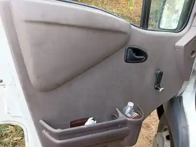 Veículo de Sucata renault mascott pr 130.35/55/65 corto 125 cv / 92 kw do ano 2001 alimentado sofim 8140.43s