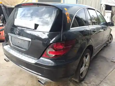 Vehicul casat mercedes-benz clase r (w251) 320 cdi l (251.122) 224 cv / 165 kw al anului 2001 alimentat om642950