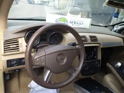 Vehicul casat mercedes-benz clase r (w251) 320 cdi l (251.122) 224 cv / 165 kw al anului 2001 alimentat om642950