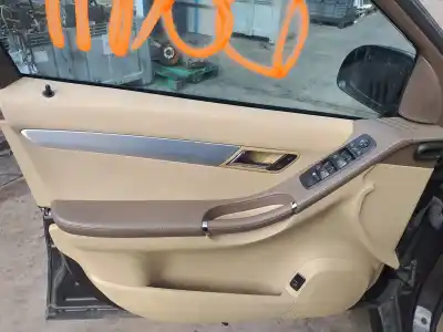 Vehicul casat mercedes-benz clase r (w251) 320 cdi l (251.122) 224 cv / 165 kw al anului 2001 alimentat om642950