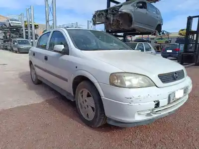 Veículo de Sucata corsa astra 1.7 16v dti cat y 17 dt lr6 do ano 1999 alimentado x17dtl