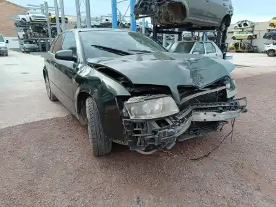 Здавання транспортного засобу audi a4 b6 avant (8e5) 1.9 tdi року 2002 потужний awx