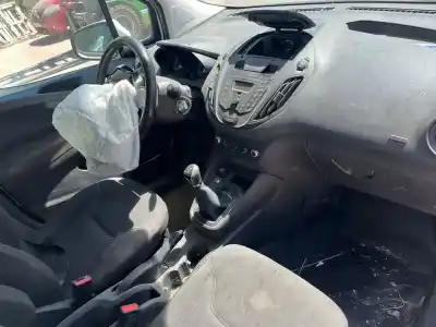 Здавання транспортного засобу ford transit connect combi 220 l1 ambiente року 2017 потужний xvcc