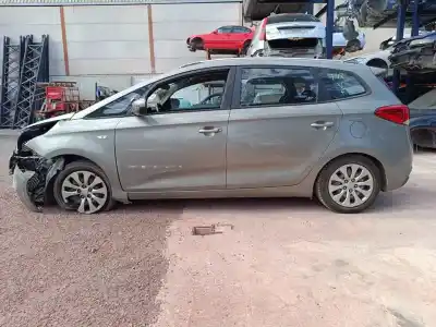 Scrapping Vehicle kia carens (rp) d4fd of the year 2015 powered 