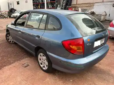Veículo de Sucata kia rio (bc) a3d do ano 2002 alimentado a3d
