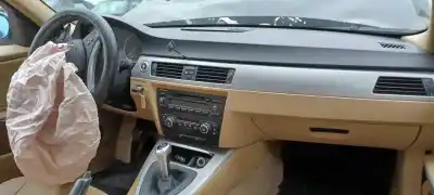 Veículo de Sucata bmw serie 3 berlina (e90) 320d do ano 2008 alimentado n47d20a