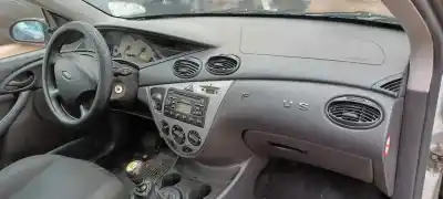 Veicolo di demolizione ford focus i sedán (dfw) 1.8 tdci dell'anno 2003 alimentato ffda