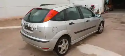 Veicolo di demolizione ford focus i sedán (dfw) 1.8 tdci dell'anno 2003 alimentato ffda