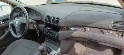 Scrapping Vehicle bmw 3 (e46) 320 d of the year 1999 powered 204d1