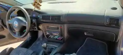 Veículo de Sucata volkswagen passat b5 (3b2) 1.9 tdi do ano 2000 alimentado ajm