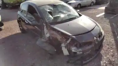 Veicolo di demolizione renault clio iii confort dynamique dell'anno 2006 alimentato k9k764