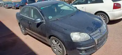 Veículo de Sucata volkswagen jetta (1k2) 2.0 tdi do ano 2007 alimentado bkd