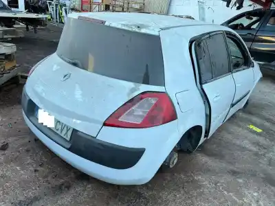 Scrapping Vehicle RENAULT MEGANE II SEDÁN (LM0/1_) 1.5 DCI (LM0F, LM0T, LM2B) of the year 2004 powered K9K722