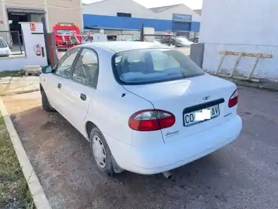 Veicolo di demolizione daewoo lanos (klat) 1.5 dell'anno 1999 alimentato a15sms