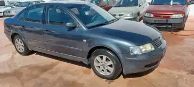 Veículo de Sucata volkswagen passat b5 (3b2) 1.9 tdi do ano 1999 alimentado ajm