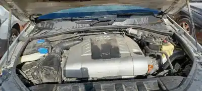 Здавання транспортного засобу audi q7 (4l) cas року 2009 потужний cas