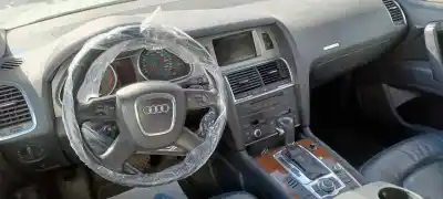 Здавання транспортного засобу audi q7 (4l) cas року 2009 потужний cas