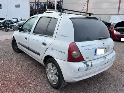 Veículo de Sucata renault clio ii (bb_, cb_) 1.5 dci (b/c2j) do ano 2007 alimentado k9k714