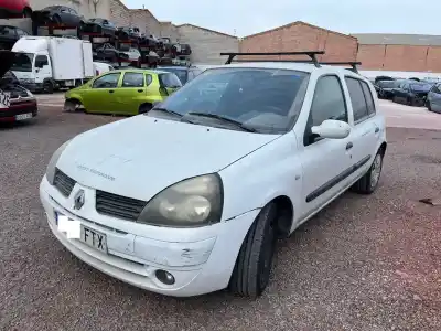 Veículo de Sucata renault clio ii (bb_, cb_) 1.5 dci (b/c2j) do ano 2007 alimentado k9k714