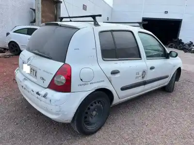 Veículo de Sucata renault clio ii (bb_, cb_) 1.5 dci (b/c2j) do ano 2007 alimentado k9k714