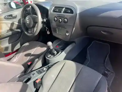 Veículo de Sucata SEAT LEON (1P1) 1.9 TDI do ano 2006 alimentado BXE