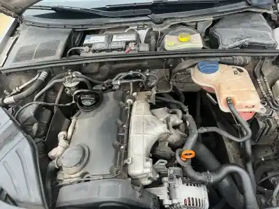 Scrapping Vehicle audi a4 b7 (8ec) 2.0 tdi 16v of the year 2005 powered blb