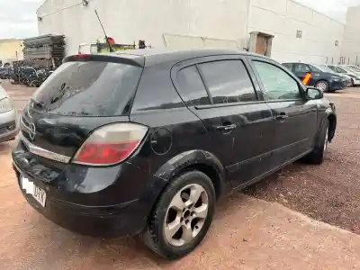 Veicolo di demolizione opel astra h ber. cosmo dell'anno 2005 alimentato z19dt