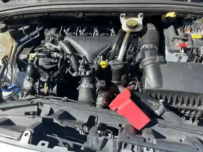 Veículo de Sucata peugeot 308 premium do ano 2008 alimentado rhr