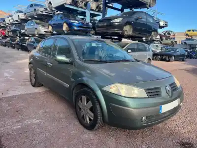 Sloopvoertuig RENAULT MASTER COMBI BERLINA 5P Authentique van het jaar 2004 aangedreven K4J730