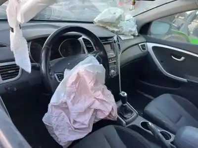 Veicolo di demolizione hyundai i30 (gd) base dell'anno 2016 alimentato d4fc