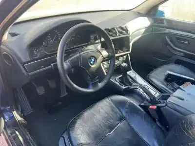 Veículo de Sucata bmw serie 5 berlina (e39) 525tds do ano 1996 alimentado 256t1