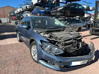 Veículo de Sucata volkswagen passat lim. (3g2) advance bmt do ano 2015 alimentado crlb