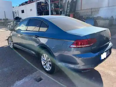 Veículo de Sucata volkswagen passat lim. (3g2) advance bmt do ano 2015 alimentado crlb