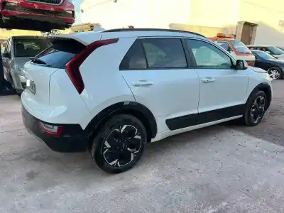 Veículo de Sucata kia niro (sg2) e-concept do ano 0 alimentado em16