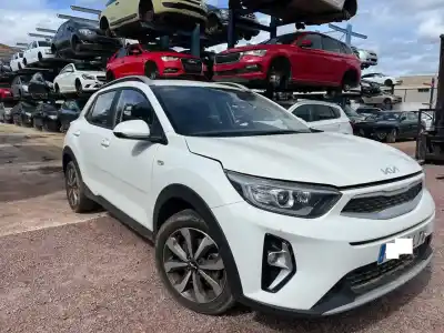 Veículo de Sucata kia stonic (ybcuv) tech do ano 0 alimentado g3lf