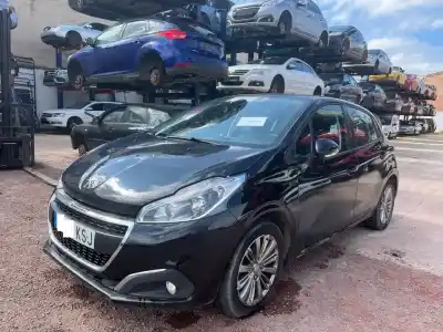 Veículo de Sucata peugeot 208 signature do ano 0 alimentado hm05