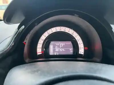 Scrapping Vehicle renault twingo iii (bcm_, bca_) z.e: (bca1) of the year 0 powered 5al605