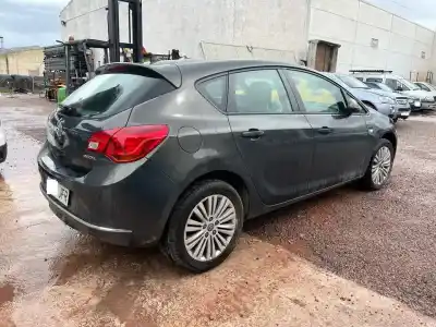 Здавання транспортного засобу OPEL ASTRA J LIM Excellence року 0 потужний B16DTL