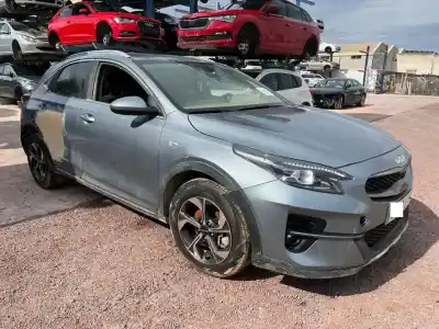 Здавання транспортного засобу kia xceed (cd) 1.0 t-gdi року 0 потужний g3le