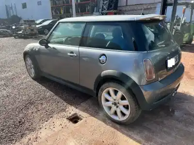 Veicolo di demolizione MINI MINI R50.R53 Cooper S dell'anno 0 alimentato W11B16A