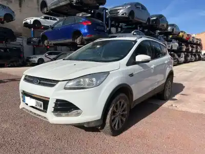 Veicolo di demolizione ford kuga (cbs) titanium dell'anno 0 alimentato xrma