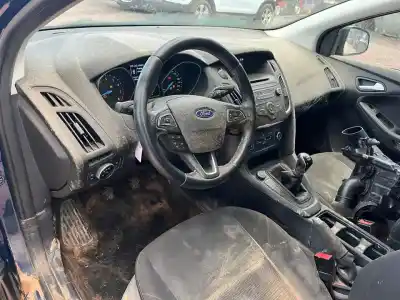 Veículo de Sucata ford focus turn cb8 trend do ano 2017 alimentado m2dc