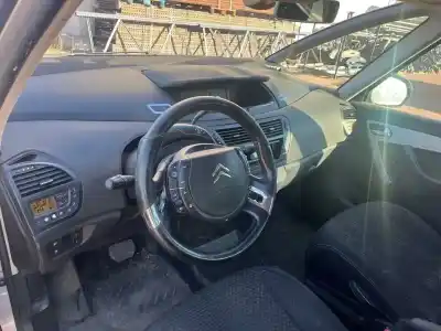 Veículo de Sucata citroen c4 picasso avatar do ano 2010 alimentado 9hz