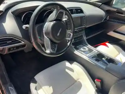 Veículo de Sucata jaguar xe (x760) 2.0 d awd do ano 0 alimentado 204dta