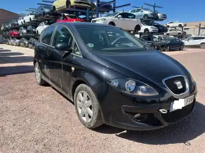 Veicolo di demolizione SEAT ALTEA  dell'anno 0 alimentato BKD
