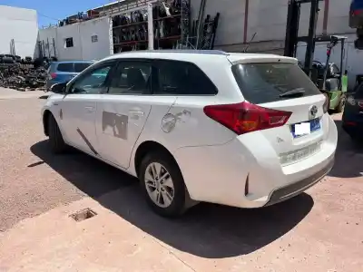 Veículo de Sucata toyota auris touring sports e18 hybrid active do ano 0 alimentado 2zr