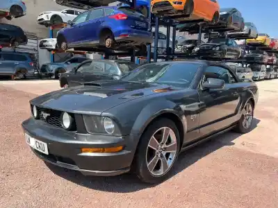Здавання транспортного засобу ford mustang 4.6 i 304 cv року 0 потужний 8r3z6007c