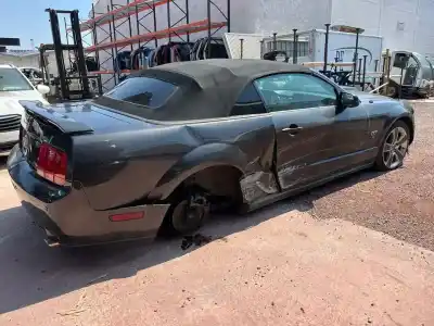 Здавання транспортного засобу ford mustang 4.6 i 304 cv року 0 потужний 8r3z6007c