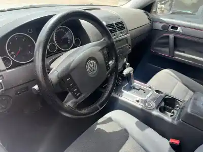 Scrapping Vehicle volkswagen touareg (7la, 7l6, 7l7) 2.5 r5 tdi of the year 0 powered bac